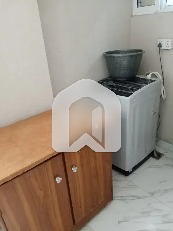 Royal Mall One Bed Furnished Apartment Available For Rent Sector C, photo 7