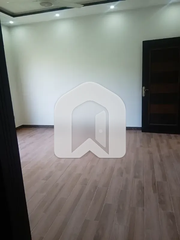Kanal Upper Portion Available For Rent Bahria Enclave, photo 6