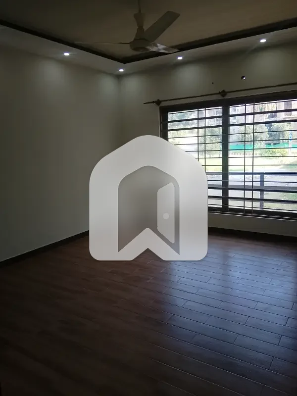 Kanal Upper Portion Available For Rent Bahria Enclave, photo 10