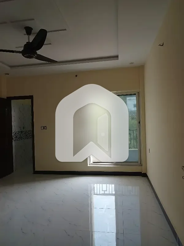 BRAND NEW APARTMENT AVAILABLE FOR RENT