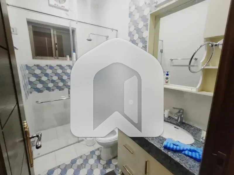 3 Bedrooms Upper Portion Of 1 Kanal House Luxury Furnished Available For Rent, photo 11
