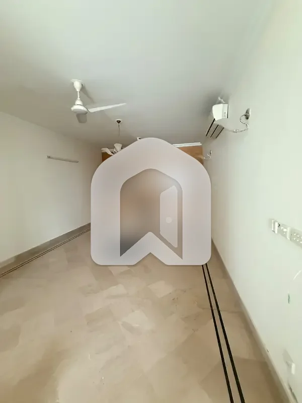 F8 Prime Location 8 Bedrooms Triple Story House For Rent, photo 11