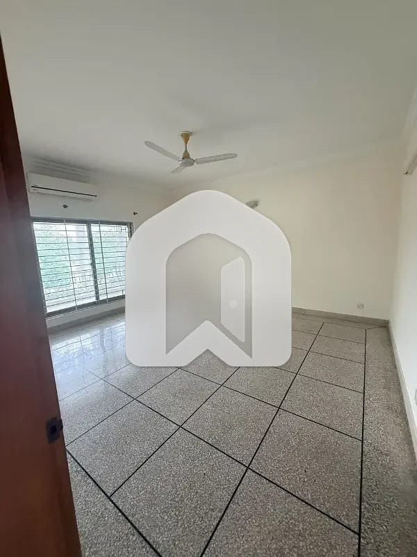 F8 Prime Location 8 Bedrooms Triple Story House For Rent, photo 10