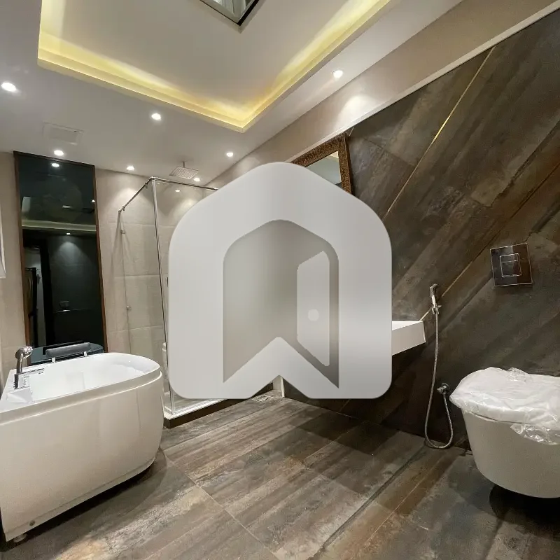 1 Kanal House For Rent DHA Phase 2, photo 6