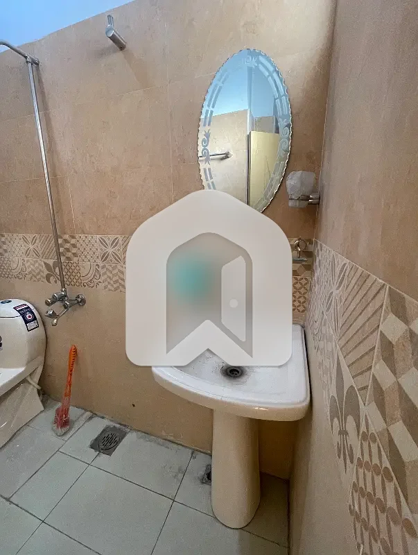 Fully Furnished 1 Bed Apartment For Rent In Ovaisco Heights, photo 8