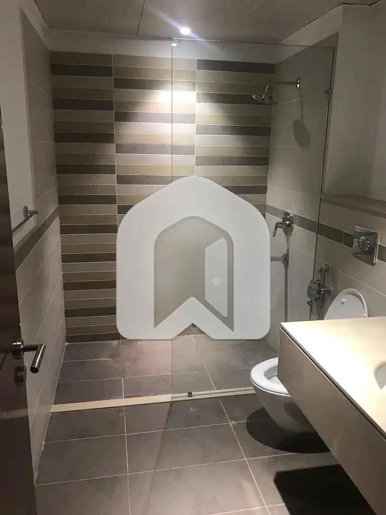 New Luxurious Unfurnished Apartment For Rent, photo 6