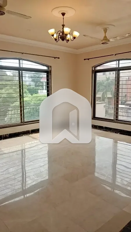 Beautiful Upper Portion For Rent