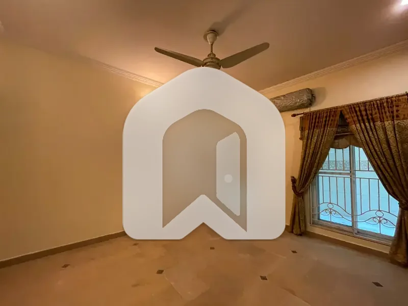 14 Marla Ground + Basement For Rent In I-8/4 Islamabad, photo 10
