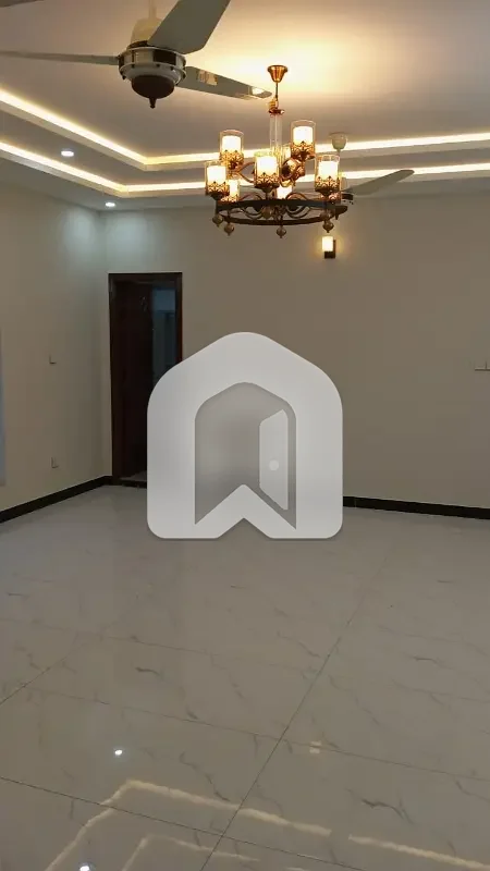 Beautiful Brand New Ground Portion D12, photo 8