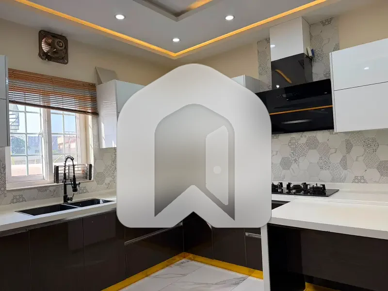 Sector C 1 Kanal Semi Furnished House with Basement and 15KW Solar System Installed Full House Available for Rent, photo 16