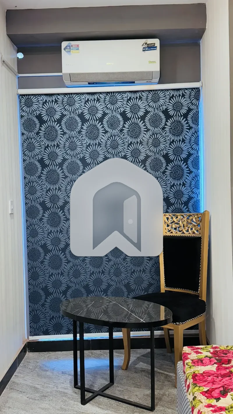 Flat Of 350 Square Feet For Rent In F-17/2, photo 14