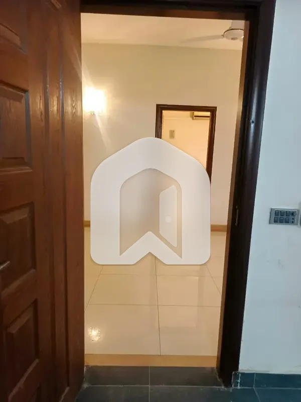 3Bed Rooms Tv Lounge Open Kitchen With Drawing Room Available For Rent, photo 22