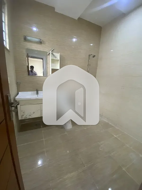 Uper portion for rent in D12, photo 5
