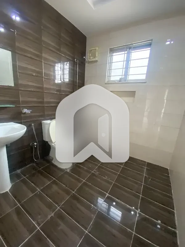 Uper portion for rent in D12, photo 8