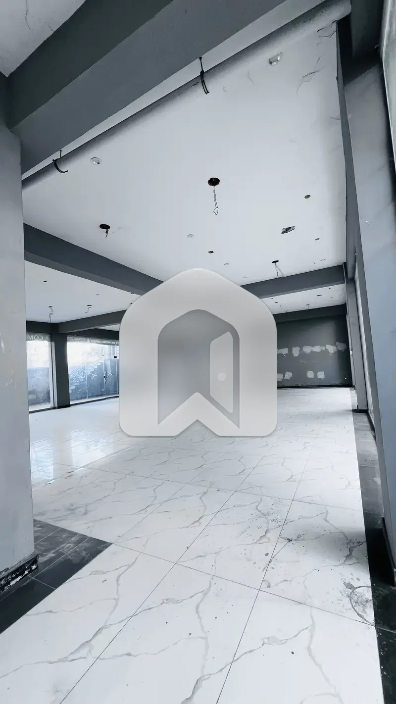 LOWER GROUND COMMERCIAL AVAILABLE FOR RENT, photo 12