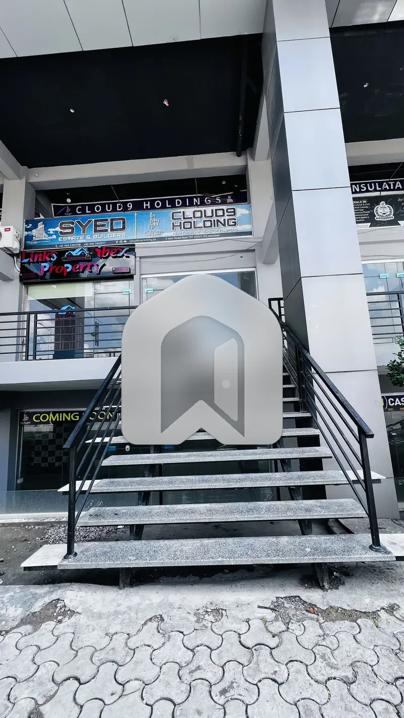 LOWER GROUND COMMERCIAL AVAILABLE FOR RENT, photo 7