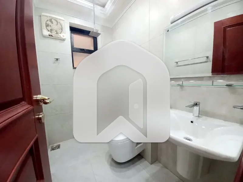 20 Marla Upper Portion Available For Rent In G-15., photo 3