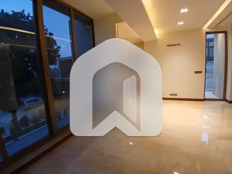 G8,Brand New Upper Portion For Rent, photo 5