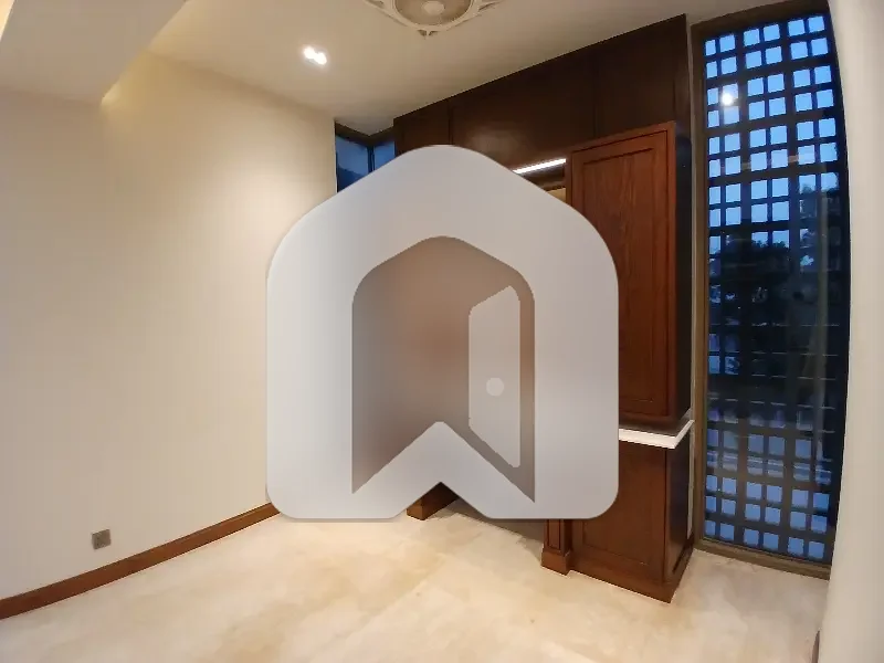 G8,Brand New Upper Portion For Rent, photo 8