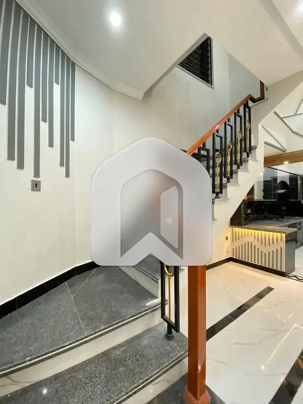 Ground Floor Available G-16, photo 6