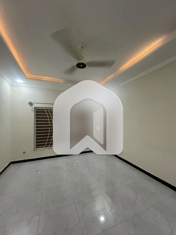 14 Marla Like Brand New Open Basement Available Rent G-14/3, photo 5