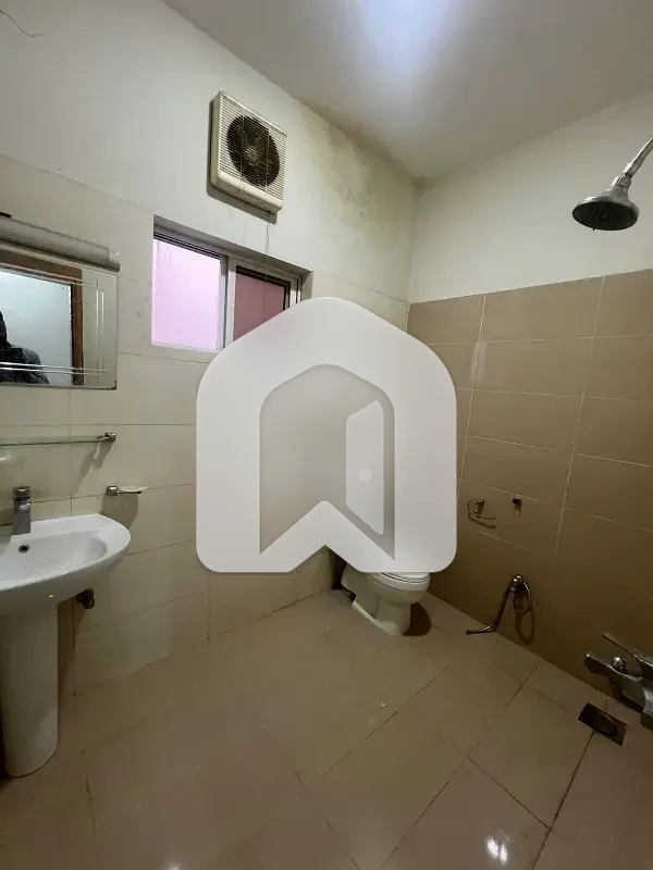 14 Marla Like Brand New Open Basement Available Rent G-14/3, photo 15