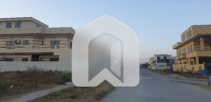 Ground Portion Is Available For Rent Gas Electricity Water Available, photo 28