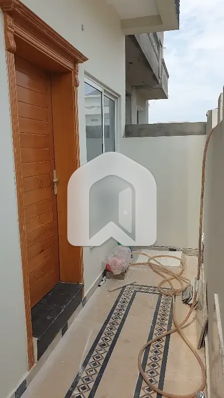 Brand New Portion Available For Rent, photo 4