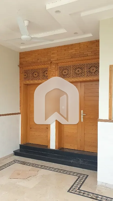 Brand New Portion Available For Rent, photo 6