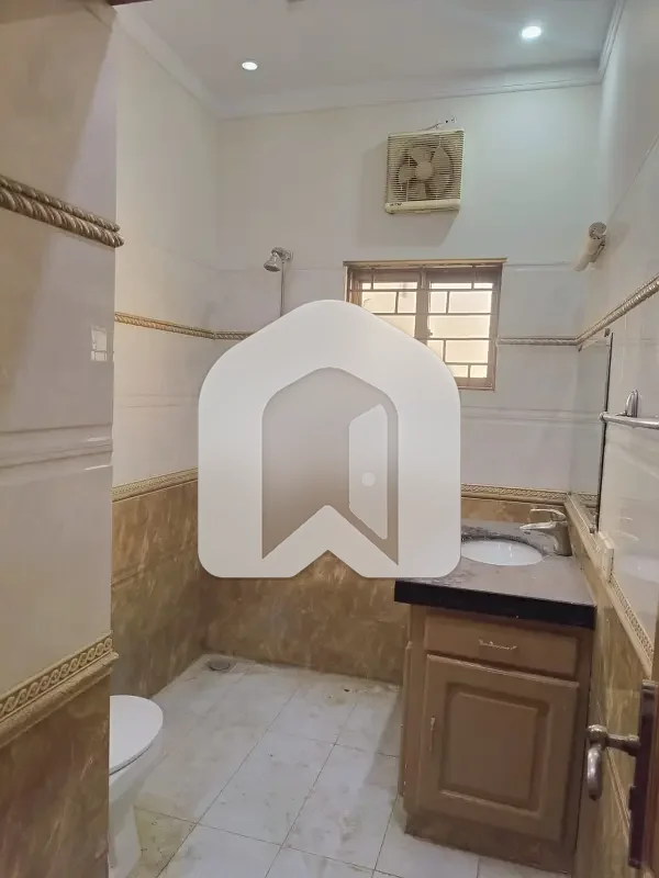 10 Marla Triple Storey House For Rent In Dha Phase 2 Islamabad, photo 18