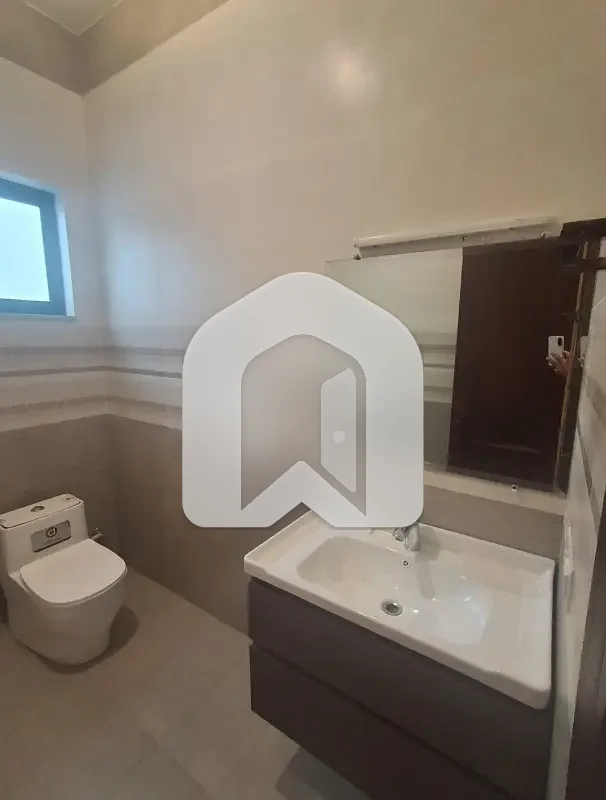 10 Marla Full House Available For Rent On Reasonable Price At Behria Enclave Islamabad, photo 9
