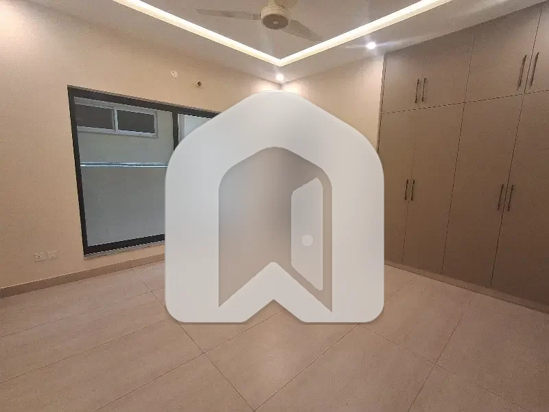 10 Marla Full House Available For Rent On Reasonable Price At Behria Enclave Islamabad