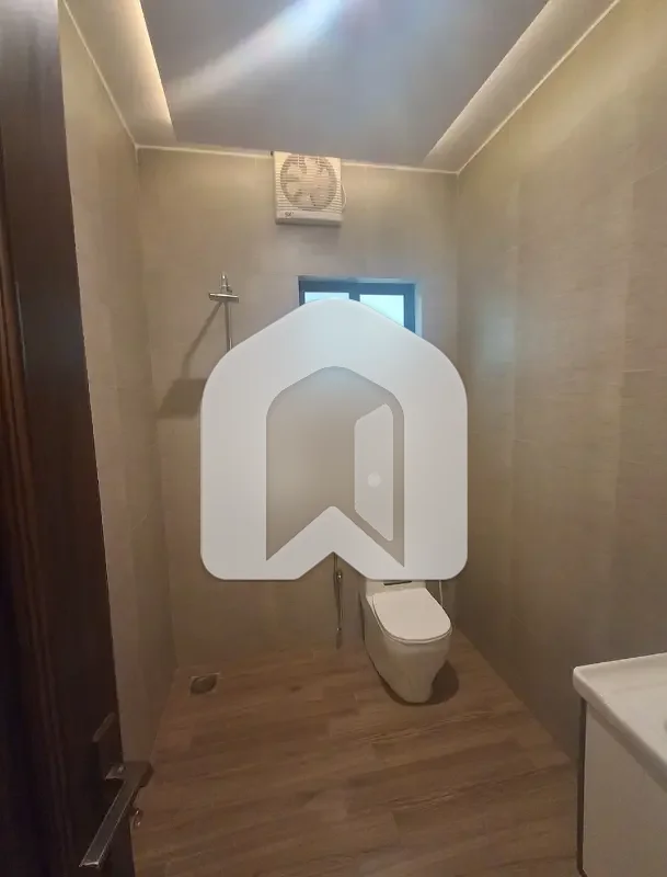 10 Marla Full House Available For Rent On Reasonable Price At Behria Enclave Islamabad, photo 12