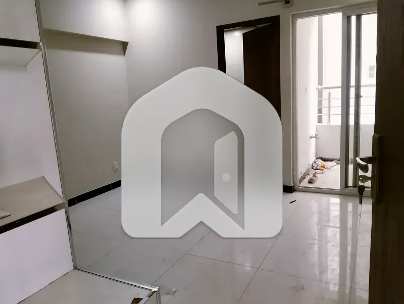 A Spacious 2400 Square Feet Flat In Capital Residencia, photo 4