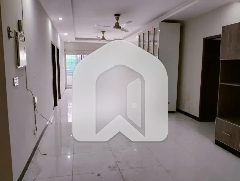 A Spacious 2400 Square Feet Flat In Capital Residencia, photo 6