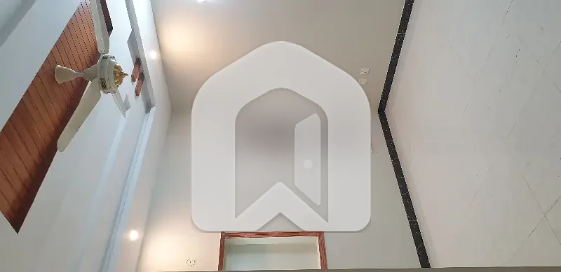 Upper Portion Available For Rent, photo 10