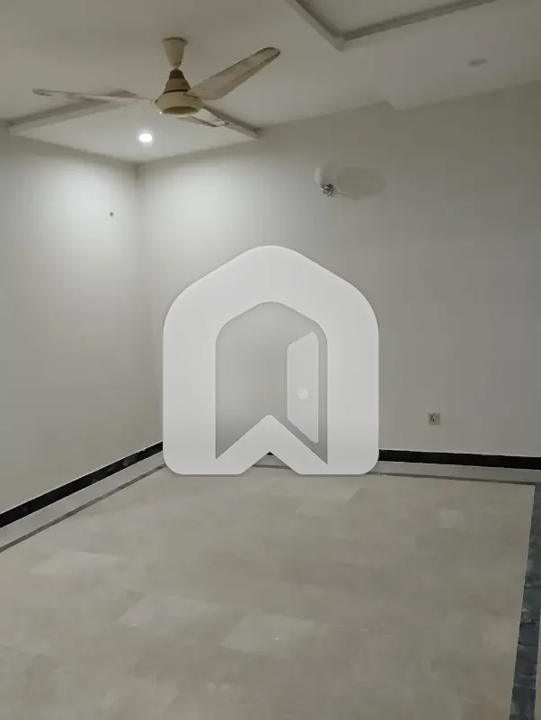 D12 Islamabad 10 Marla Lower Portion For Rent, photo 9