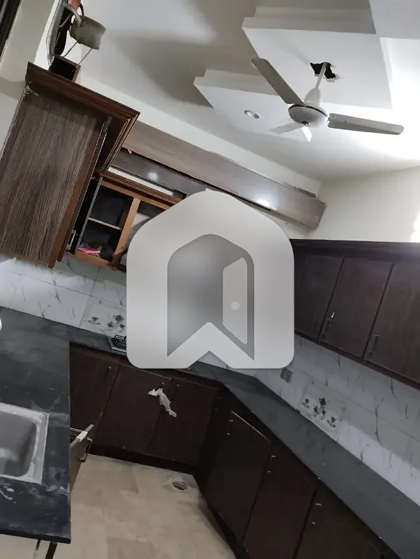D12 Islamabad 10 Marla Lower Portion For Rent, photo 8