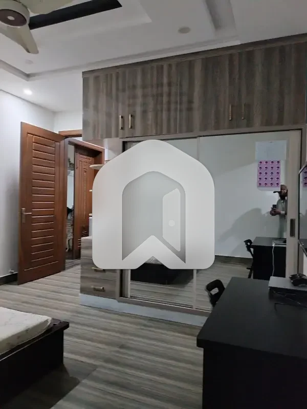 Ideal unfurnished Ground +Basement Available for rent in E11, photo 12