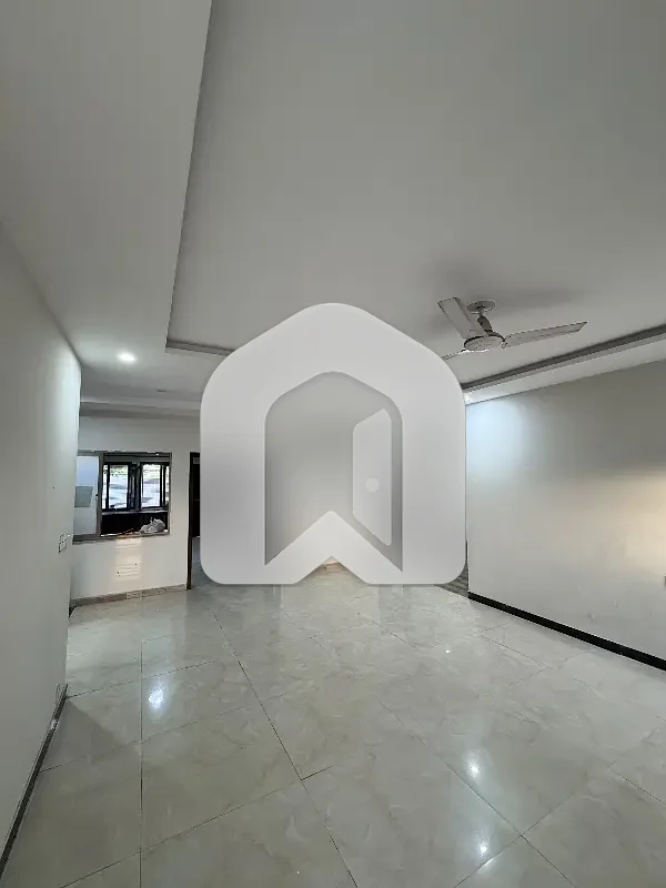 B17 20 Marla Full House For Rent In B Block Near To Merkaz Masjid And Park Gass Pani All Fasilties Avialbe