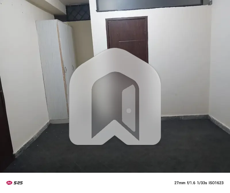 1 Bedroom Unfurnished Apartment Available For Rent In E11 2, photo 5