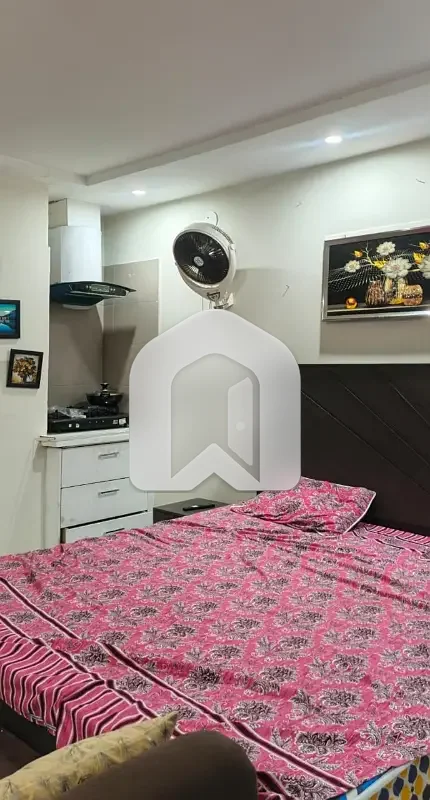 STUDIO LUXURY FURNISHED APARTMENT AVAILABLE FOR RENT AT GULBERG GREEN ISLAMABAD, photo 4