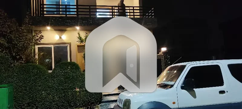 5 Marla Upper Portion For Rent In Fmc Newly Cunstrution Neat And Clean