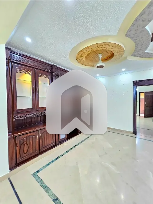 7 Marla Ground Floor Near Kashmir Highway Gas Electric Separate Boring Parking Available G-13/1, photo 14