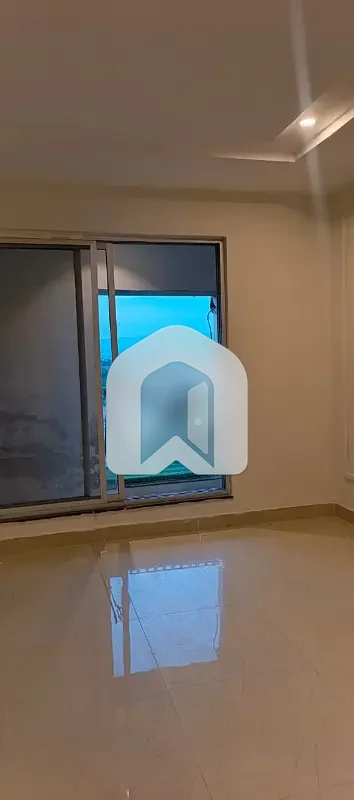 1750 SQ FT OFFICE SPACE AVAILABLE FOR RENT IN GULBERG GREEN ISLAMABAD, photo 6