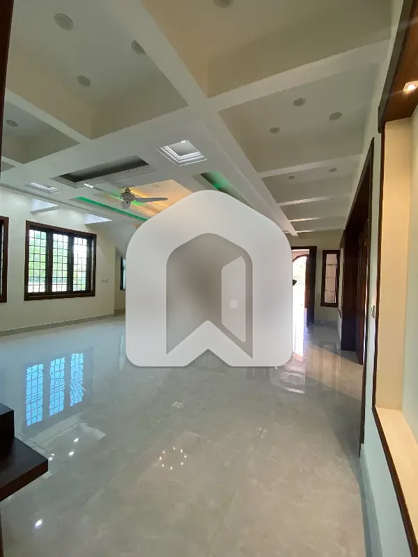 Park Face Beautiful Modern House Available For Rent In DHA Phase 2, photo 6