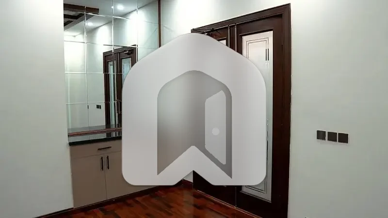 1 Kanal Corner Upper Portion Available For Rent In DHA Phase 2 Islamabad, photo 10