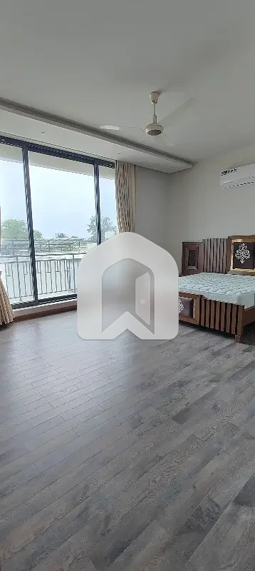 F-6 LUXURY SEMI FURNISHED UPPER PORTION, photo 6