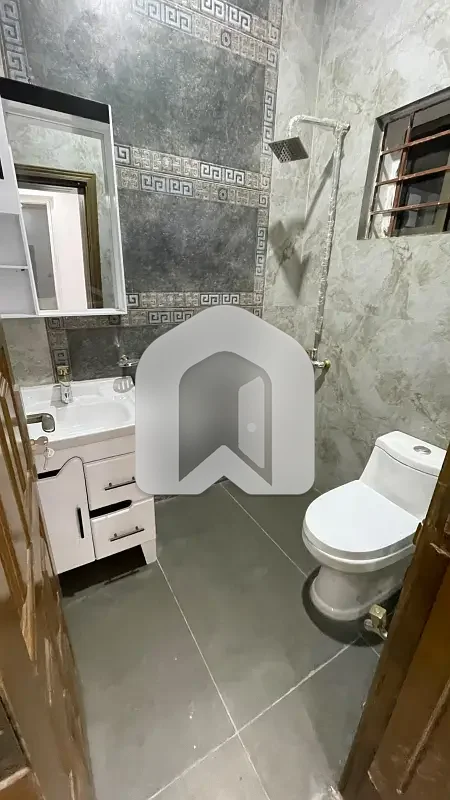 1 KANAL UPPER PORTION (4 BEDROOM) AVAILABLE FOR RENT IN E 11/4, photo 14