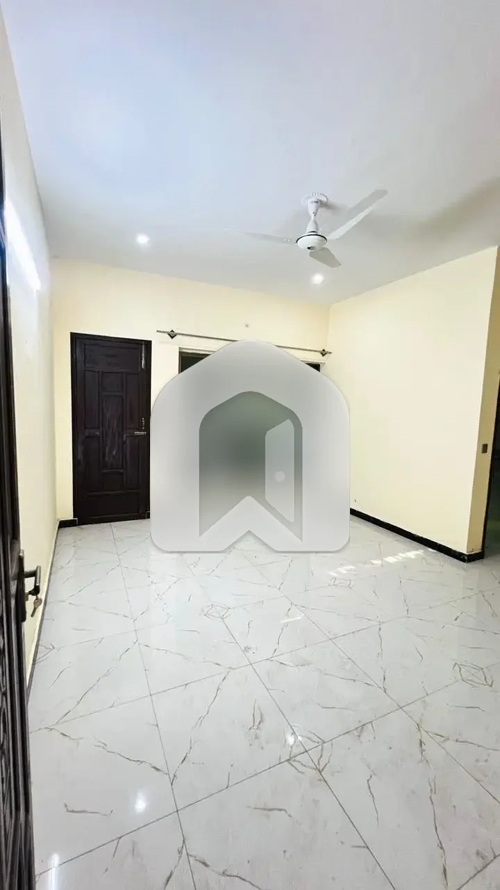 Lower Portion Of 10 Marla Is Available In Contemporary Neighborhood Of Bani Gala Zam Zam Real Estate, photo 6